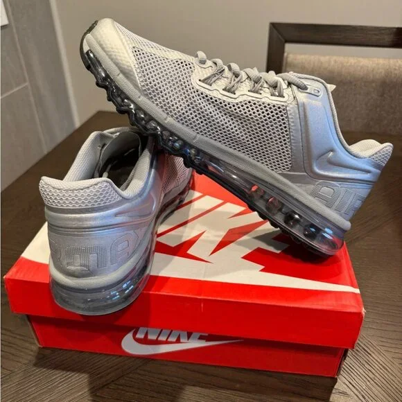 Nike Silver Air Max Running Shoes - Picture 2 of 6